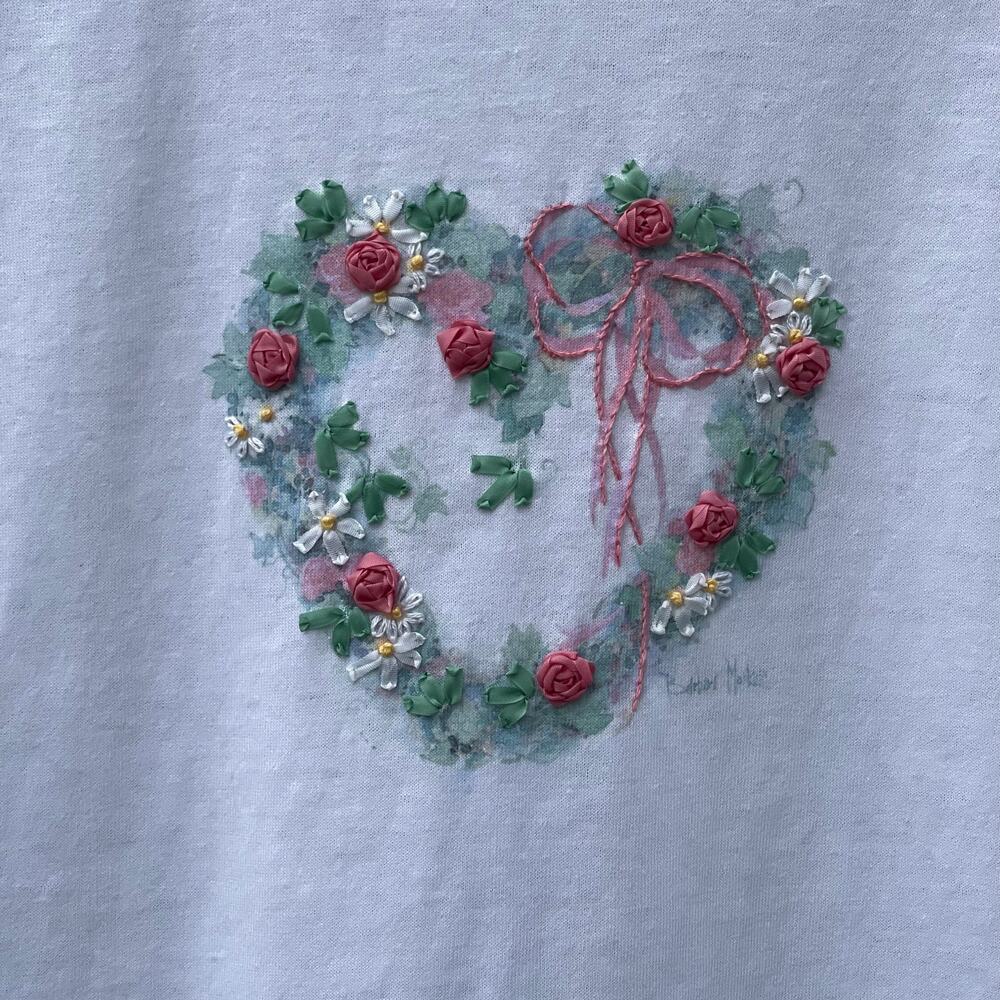 VTG‎ T Shirt 90s Grandmacore Heart Rosebuds Bow Girly Granny Soft Comfy Casual M